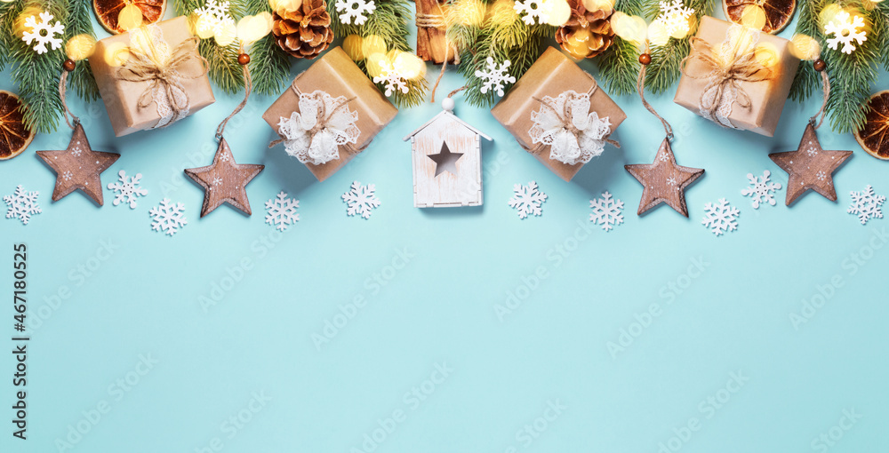 Zero waste Christmas or New Year banner. Sustainable packaging gifts and natural christmas baubles border, copy space Zero waste Christmas or New Year banner. Sustainable packaging gifts and natural christmas baubles border, copy space