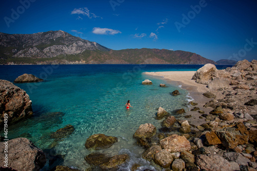 Sea trip to the Turkish island of Suluada with white sand and emerald water. A delightful place to relax and sunbathe.