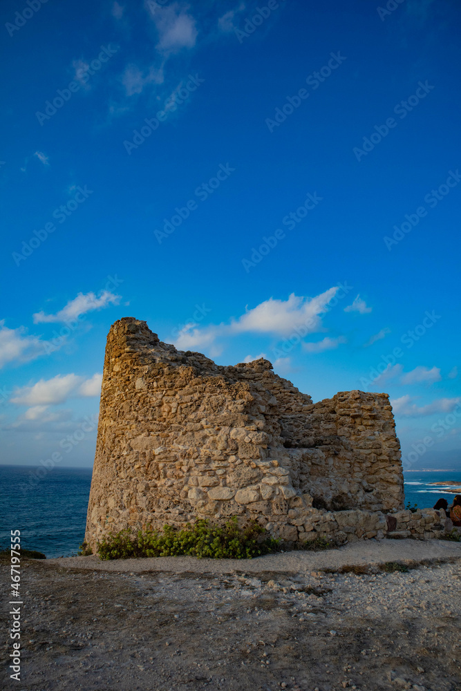 Torre d'avvistamento a Capo Mannu, comune di San Vero Milis, provincia di Oristano, Sardegna