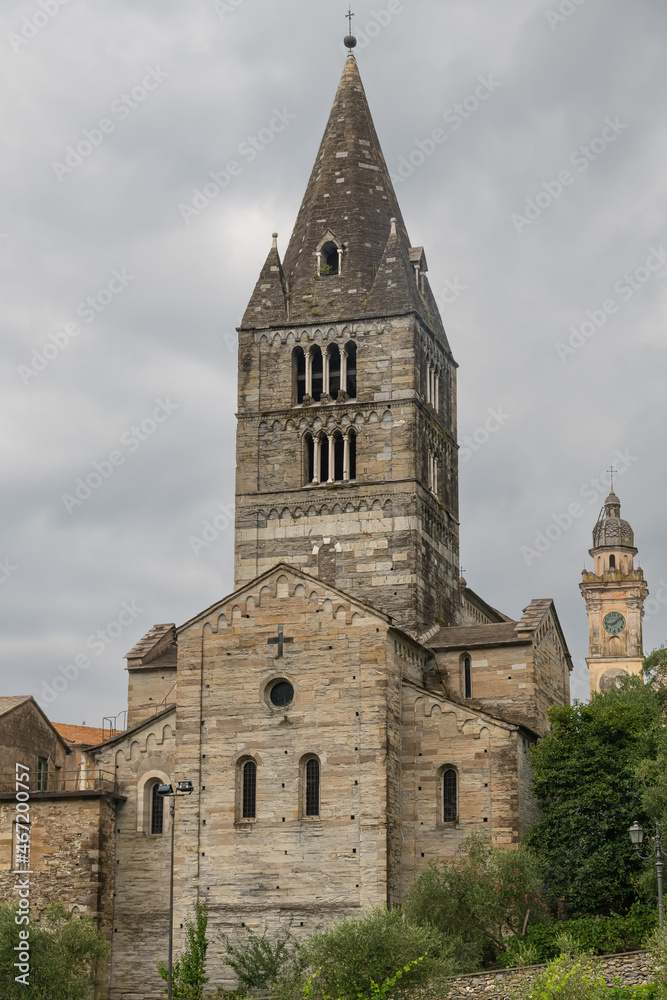 Basilica of San Salvatore dei Fieschi in Cogorno, Lavagna, Genoa, Liguria, Italy. Basilica of San Salvatore dei Fieschi in Cogorno, Lavagna, Genoa, Liguria, Italy.