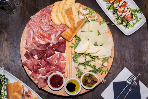 Cold Meat & Cheese Sharing Platter.