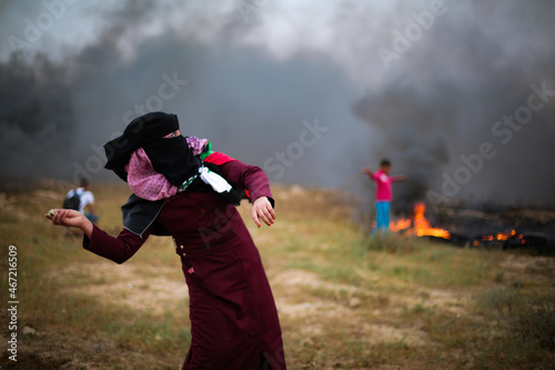 Pictures from the demonstrations on the Gaza border, demanding the lifting of the Israeli siege on the Gaza Strip photo