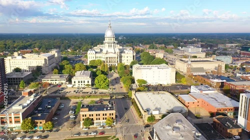 Good aerial approach of the Illinois state capitol building in Springfield, Illinois. photo