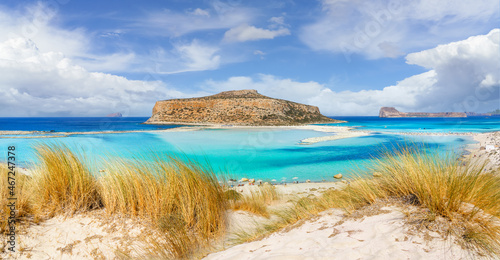Fototapeta Naklejka Na Ścianę i Meble -  Landscape with Balos Lagoon beach and Gramvousa island on Crete, Greece
