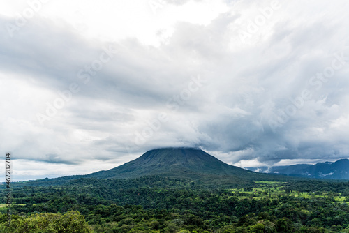 Discover Arenal: Costa Rica's majestic volcano, a symbol of raw power and natural beauty in the heart of lush landscapes