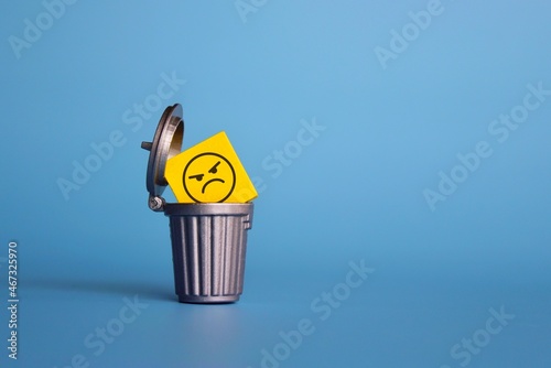 Fotografia Remove negative thoughts, anger management concept