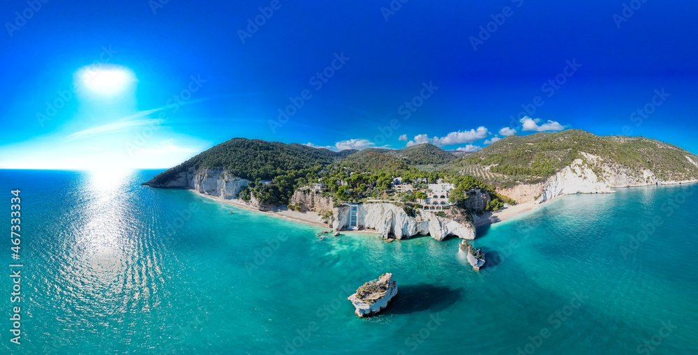 Ταπετσαρία Aerial view of baia delle zagare beach, gargano, puglia