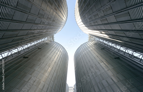 silo grain