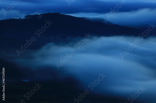 岩手県遠野市　遠野盆地の雲海 © yspbqh14