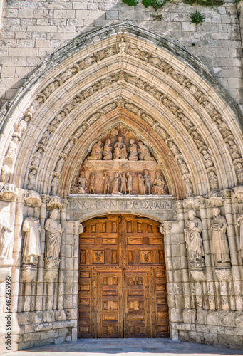 Portada principal iglesia gótica de San Esteban siglo XIII en Burgos, España photo