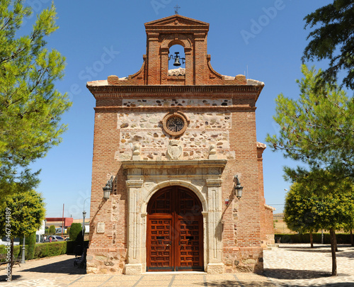 Iglesia del Salvador del Mundo en  Calzada de Calatrava, pueblo natal de Pedro Almodóvar. Pueblos de Ciudad Real, Castilla la Mancha, España photo