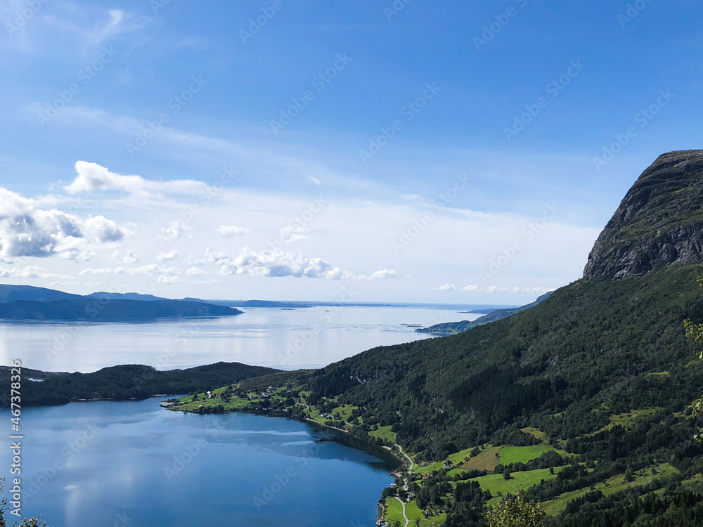 lake and mountains in Norway 