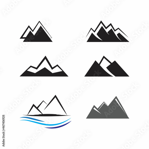Mountain icon Logo Template Vector illustration design
