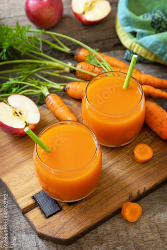 фотографія Fresh natural juice, healthy food concept