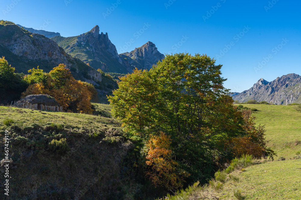 Landscape of the Somiedo natural park in Asturias. Route from Valle de Lago to Lago del Valle. Landscape of the Somiedo natural park in Asturias. Route from Valle de Lago to Lago del Valle.