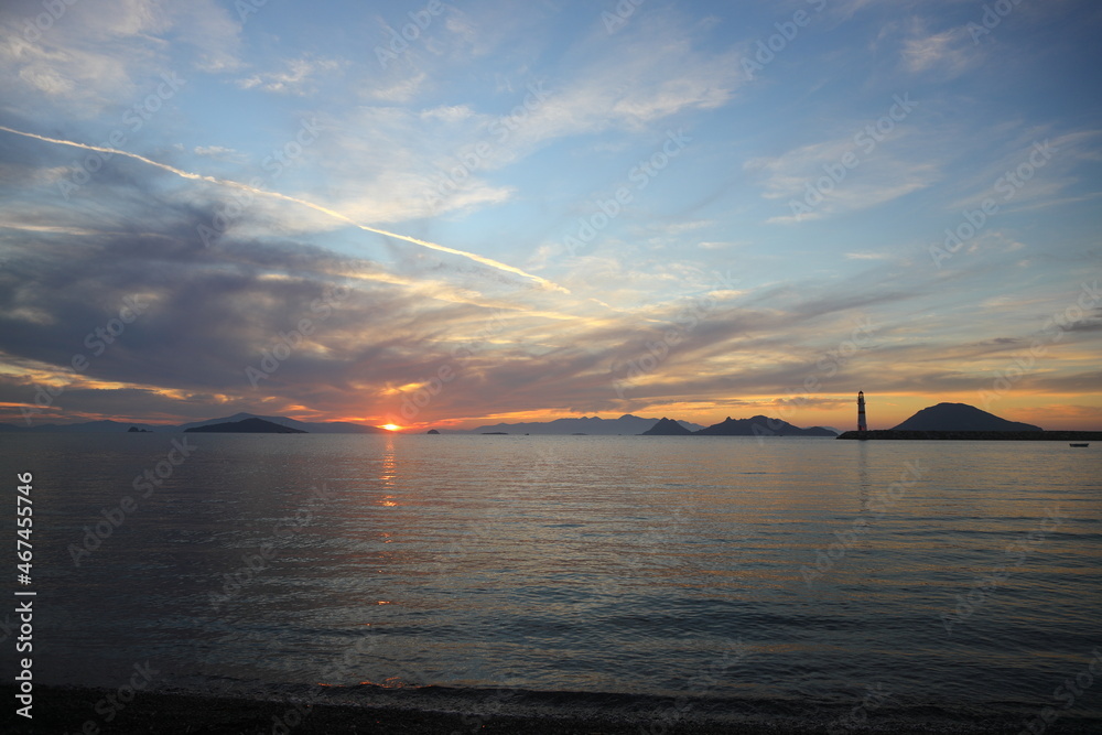 Fototapeta premium Seaside town of Turgutreis and spectacular sunsets 