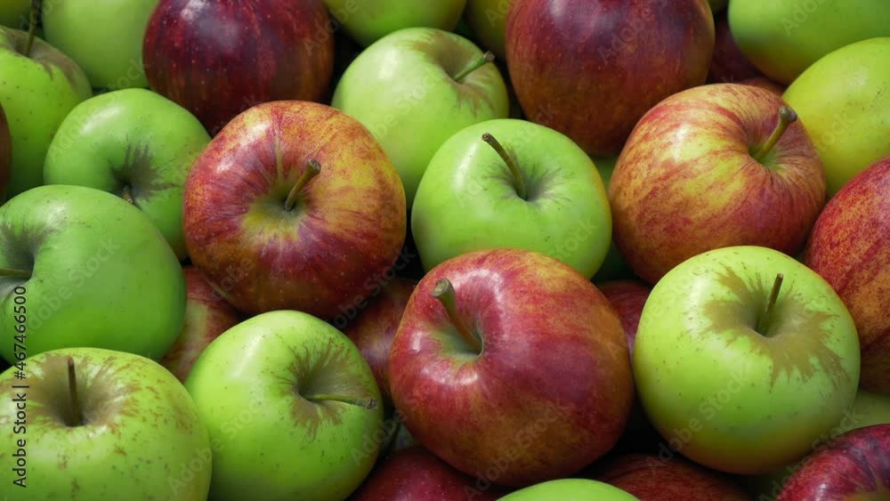 Apples At The Market Moving Shot