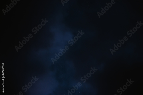 Obraz na płótnie Stars in the night sky bring the clouds together w salonie