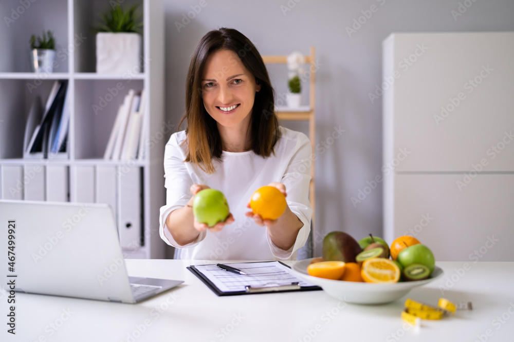Female Nutritionist Or Dietitian In Laboratory Female Nutritionist Or Dietitian In Laboratory