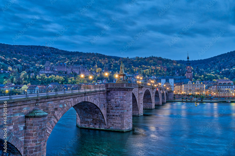 Historischer Brücke zur Altstadt in Heidelberg