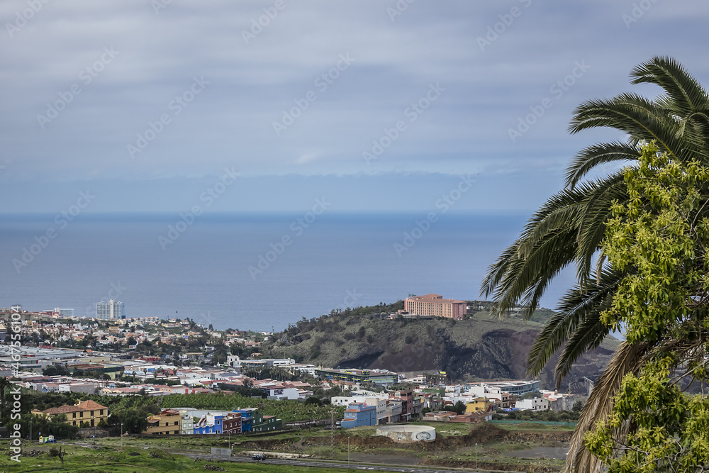 Obraz premium View on La Orotava - is one of most beautiful areas in northern part of Tenerife. Orotava Valley stretches from the sea up to mountains. La Orotava, Tenerife, Canary Islands, Spain.