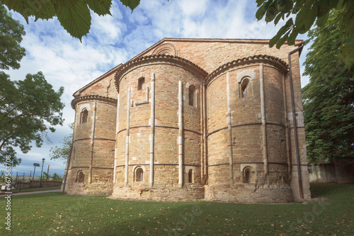 Pollenza, Macerata. Abbazia di Santa Maria di Rambona Absidi stile carolingio romanico 898 d.C.
 photo