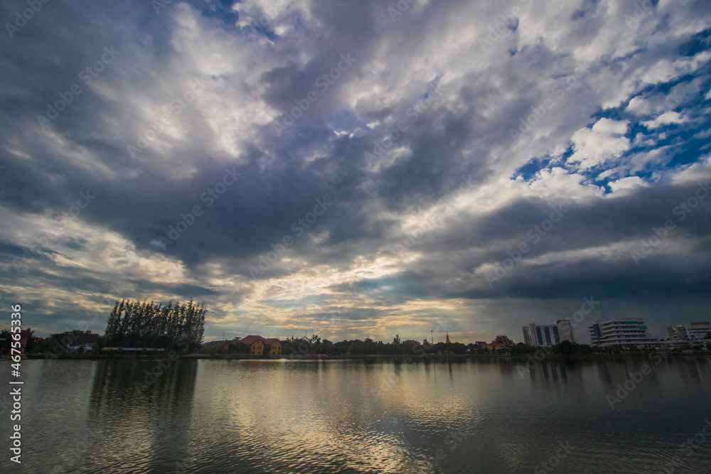 Obraz premium sunset over the river