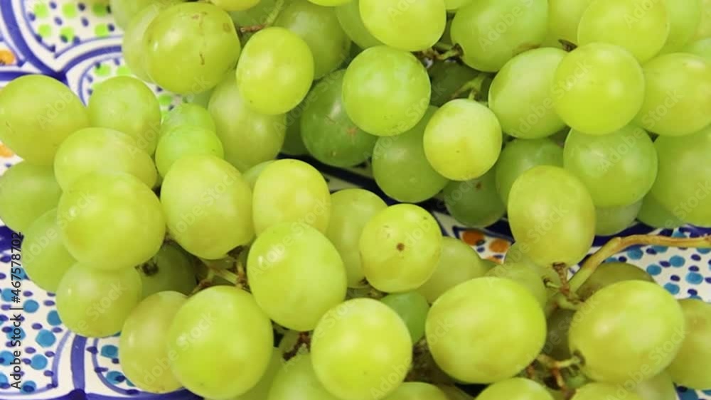 grappe de raisins blancs en gros plan grappe de raisins blancs en gros plan