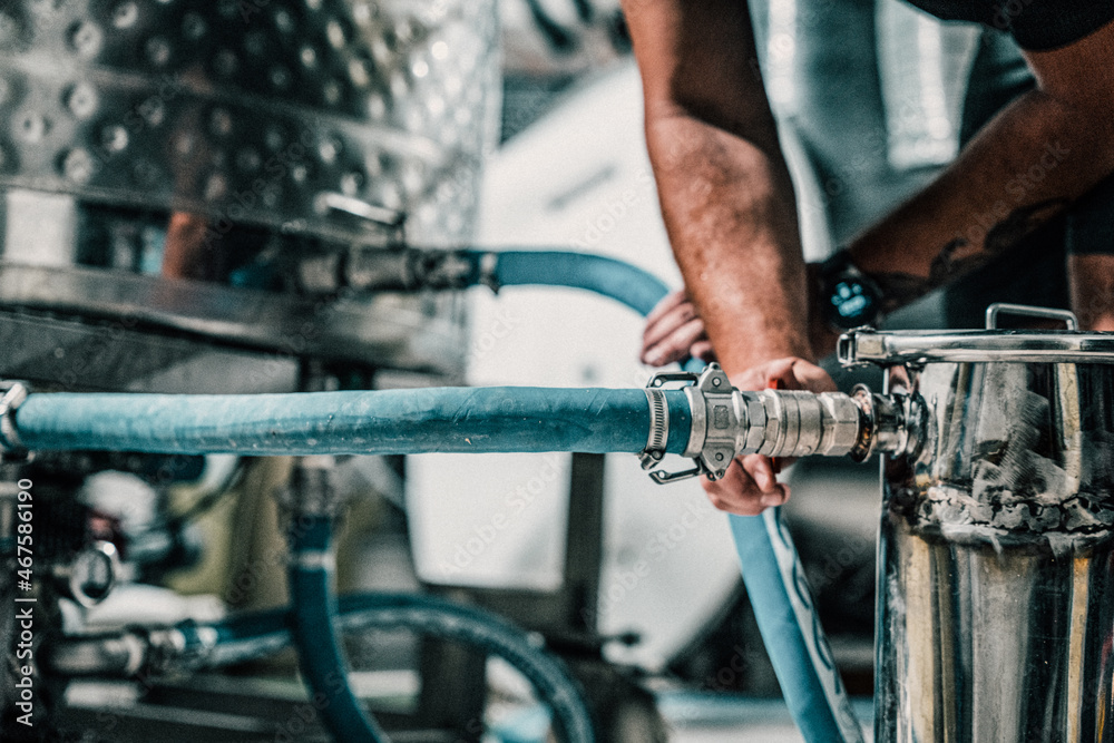 Obraz premium Craft Beer Process Detail