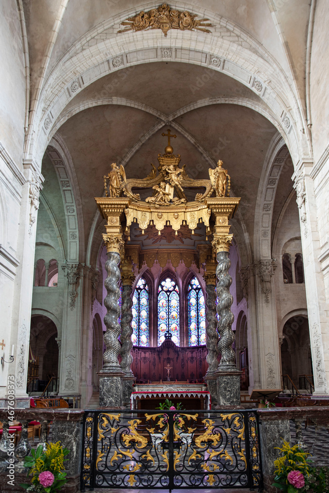 Detail of the interior architecture of Verdun Cathedral in France