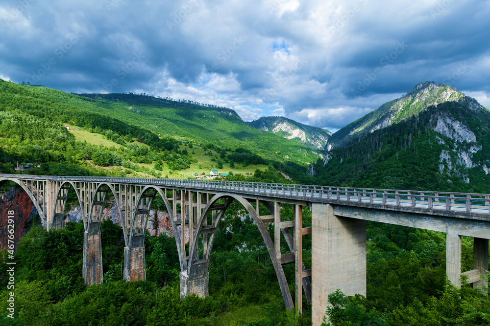 Old big bridge in Durdevica