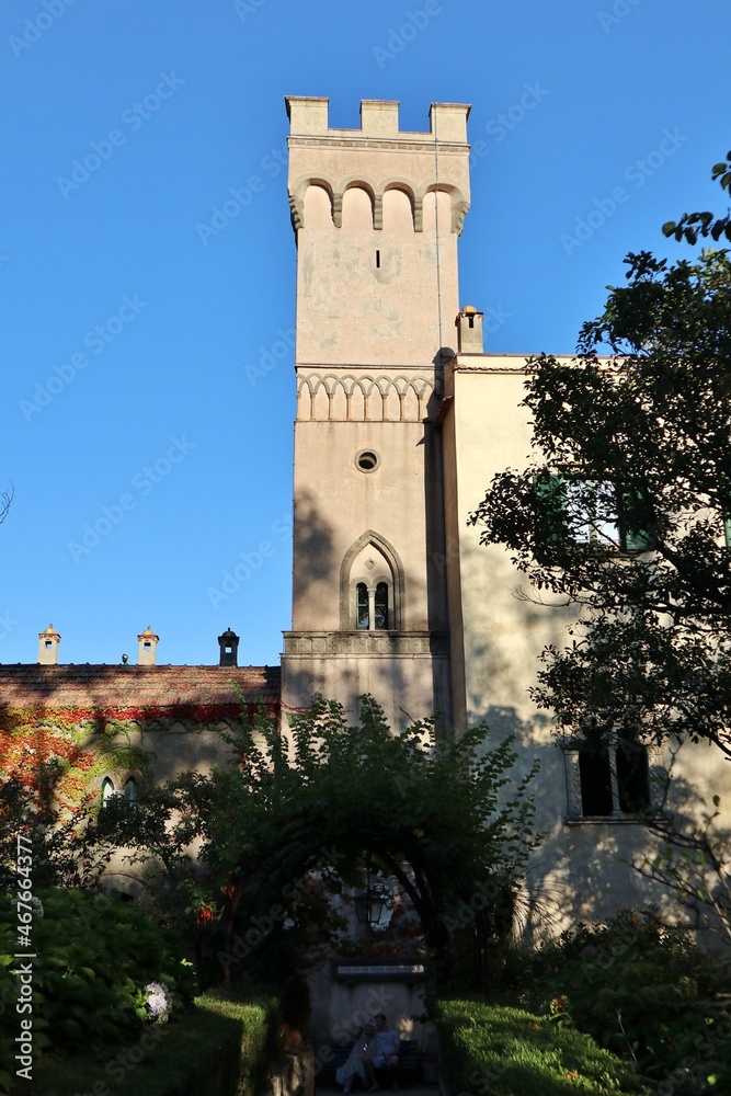 Ravello - Torre di Villa Cimbrone dai giardini