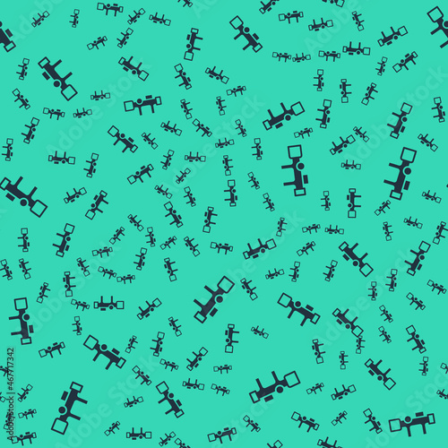 Black Sniper optical sight icon isolated seamless pattern on green background. Sniper scope crosshairs. Vector