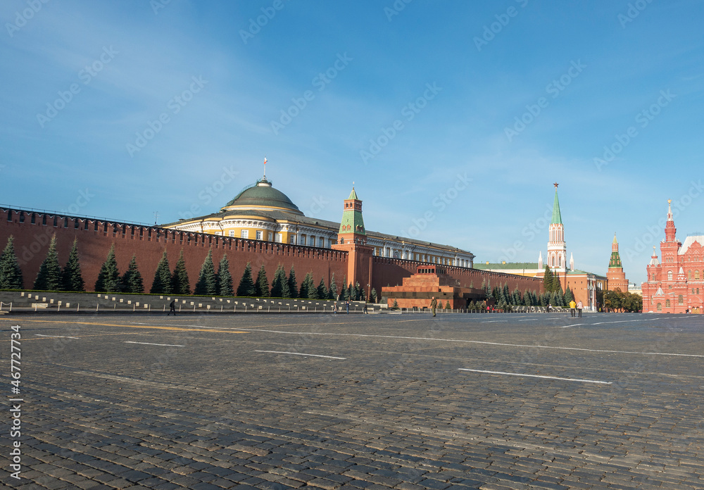 Fototapeta premium View of Red Square in Moscow in the early morning