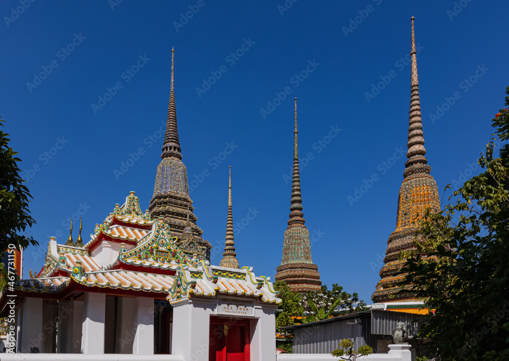 Fototapeta premium The beauty has returned after a major renovation. One of the most popular places among foreign tourists is Wat Pho. Located in Bangkok, Thailand. December 31, 2020