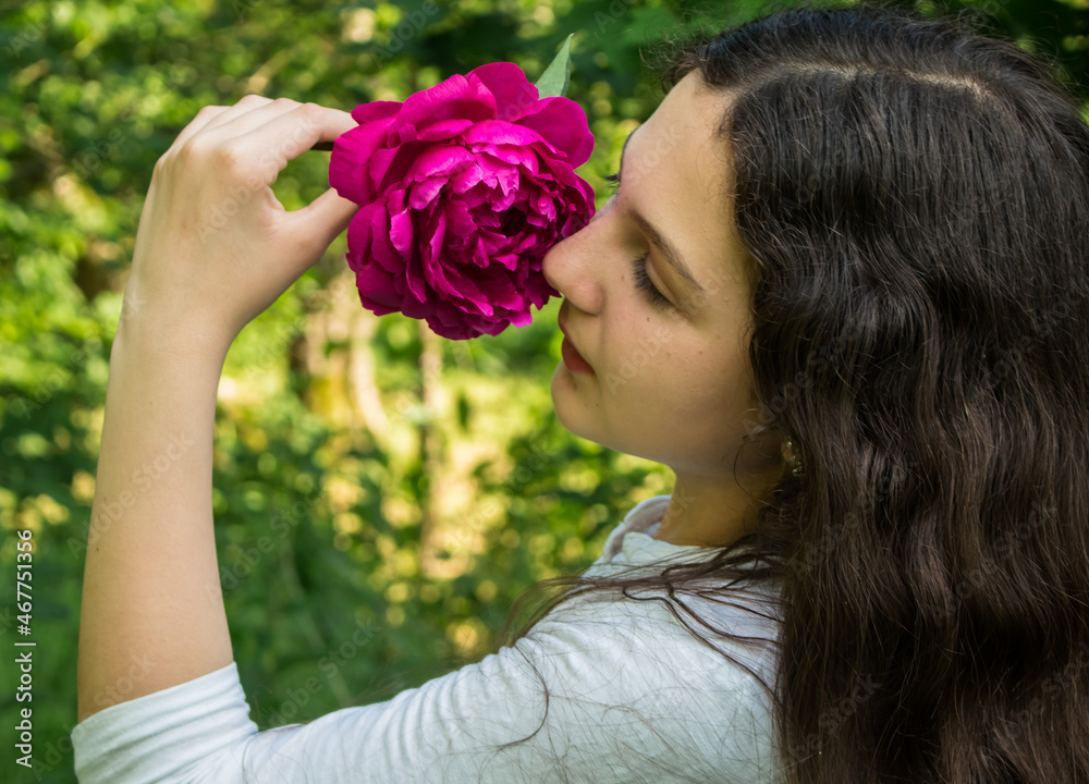 Fototapeta premium girl and peony