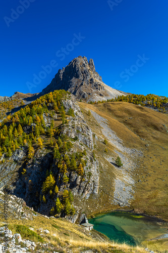 Escursionismo autunnale ai piedi di Rocca la Meja (Provincia di Cuneo - Valle Maira)