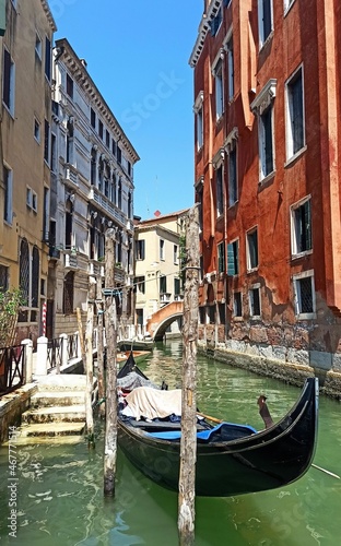 Gondolas in Venice, Italy © kravka