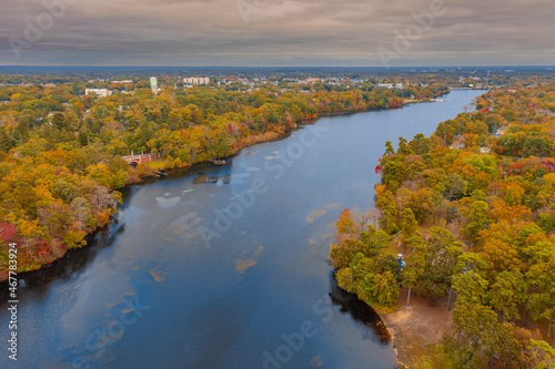 Fototapeta Naklejka Na Ścianę i Meble -  overcast aerial image of a fall lake