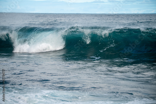 Waves in the Atlantic Ocean off Madeira © mathias.elle