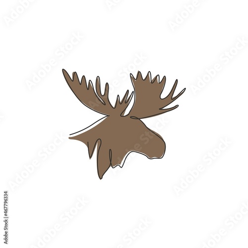 Single continuous line drawing of sturdy moose head for logo identity. Buck animal mascot concept for national zoo icon. One line draw graphic design vector illustration