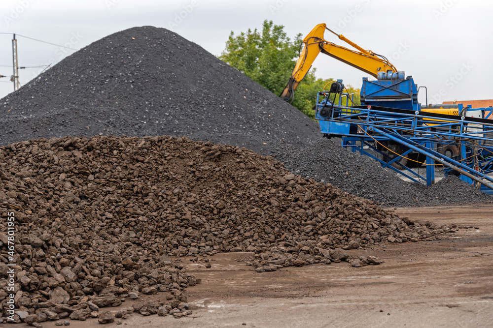 Obraz premium Coal Storage Digger