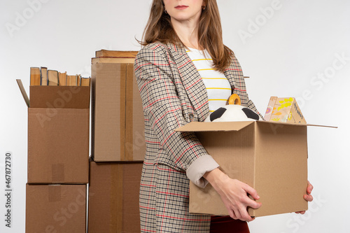 woman just moved. Girl is h...