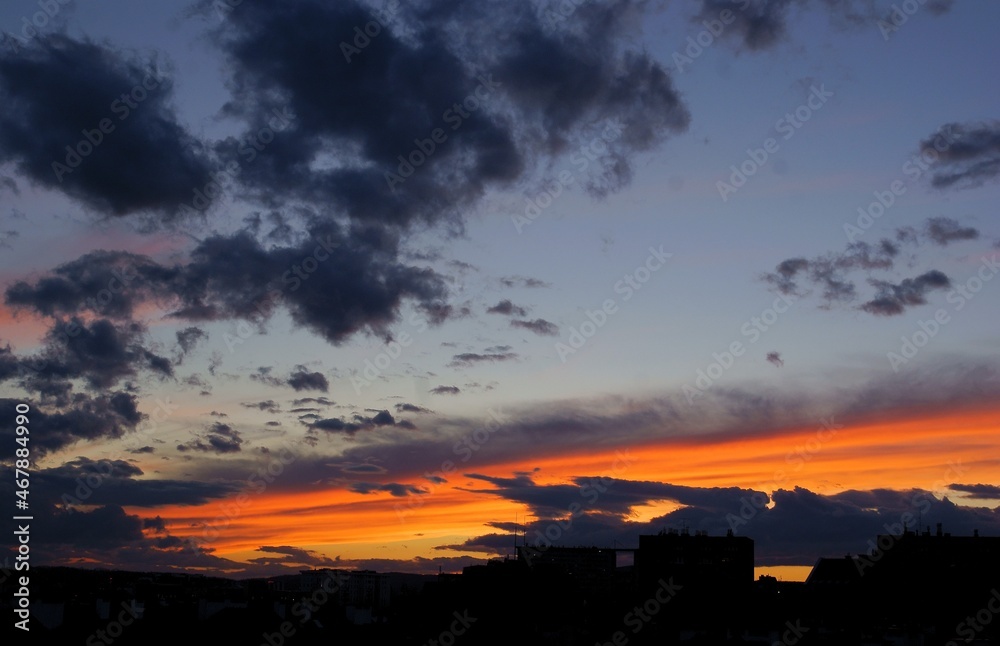 Obraz premium multicolor cloudy sky during sunset