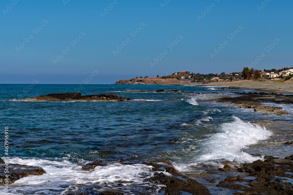 Der Strand von Agia Marina Chrysochous auf Zypern