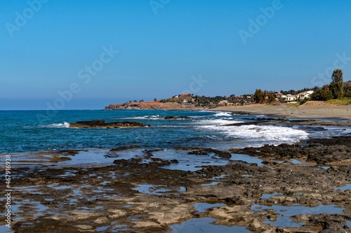 Küste von Agia Marina auf Zypern  © Lapping Pictures