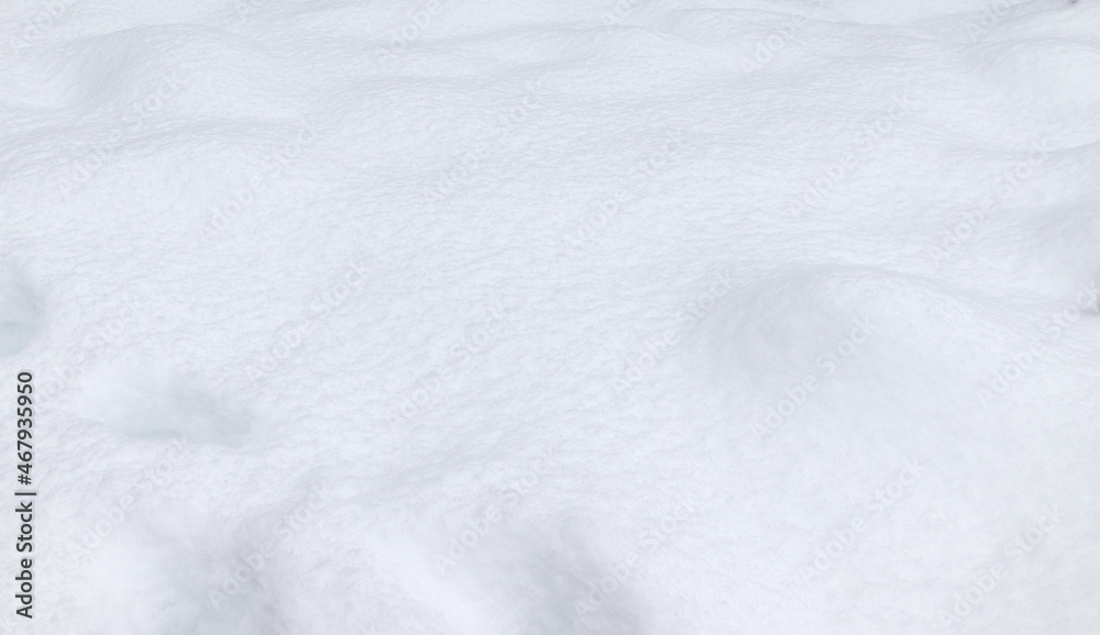 White snow surface with smooth bumps