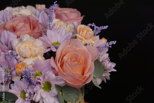 Always beautiful flowers and bouquets. Roses and chrysanthemums. For a great mood.