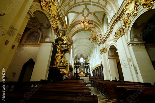 Kościół św. Piotra i Pawła w Tyńcu - nawa główna