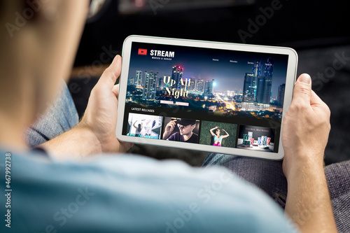 Obraz na płótnie Movie and series stream VOD service in tablet